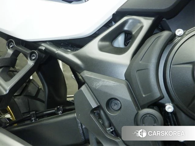 Honda TRANSALP XL750 id 3949652 из Японии 23