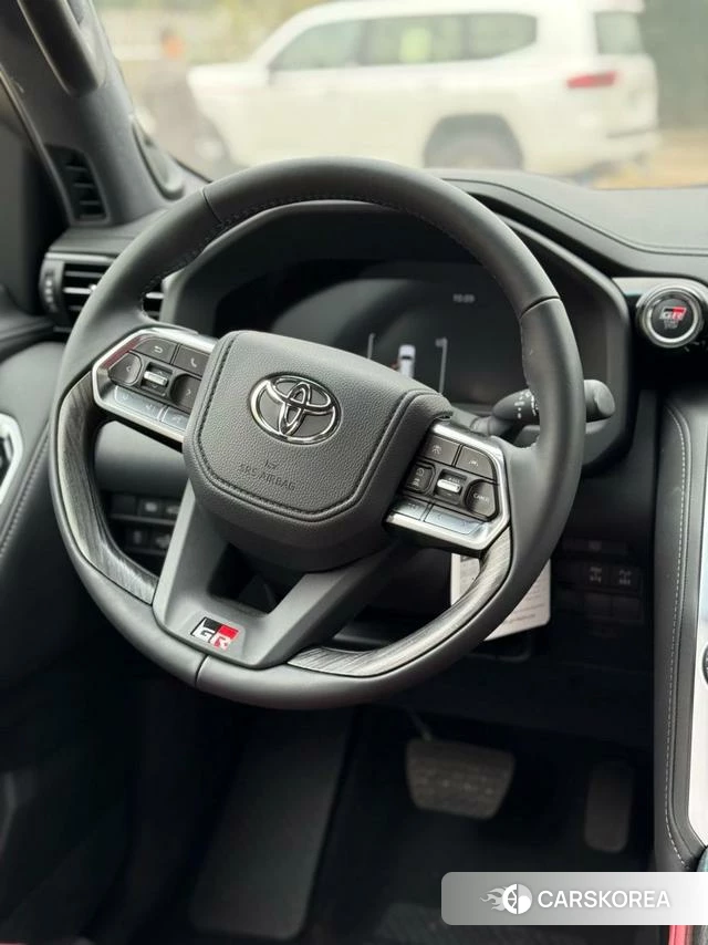 Toyota Land Cruiser (imported) id 4239541 из Китая 9