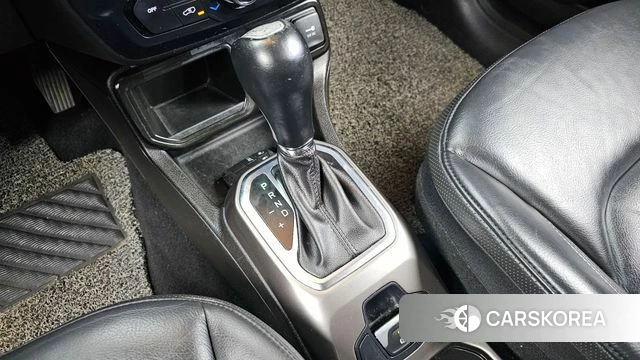 Jeep Renegade id 4895225 из Кореи 19