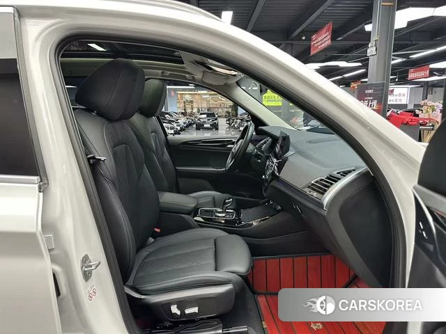 BMW X3 id 4348329 из Китая 15