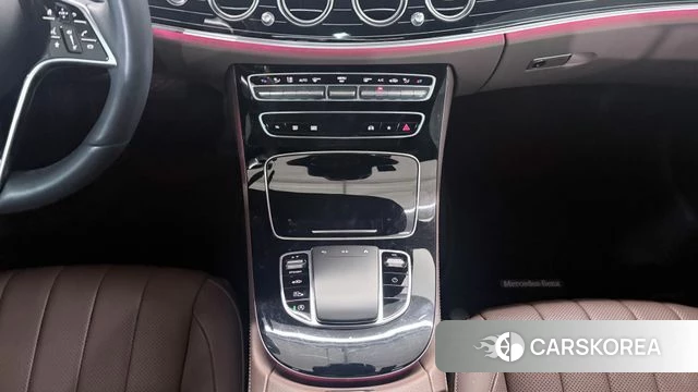 Mercedes-Benz E-Class W213 id 4571810 из Кореи 19