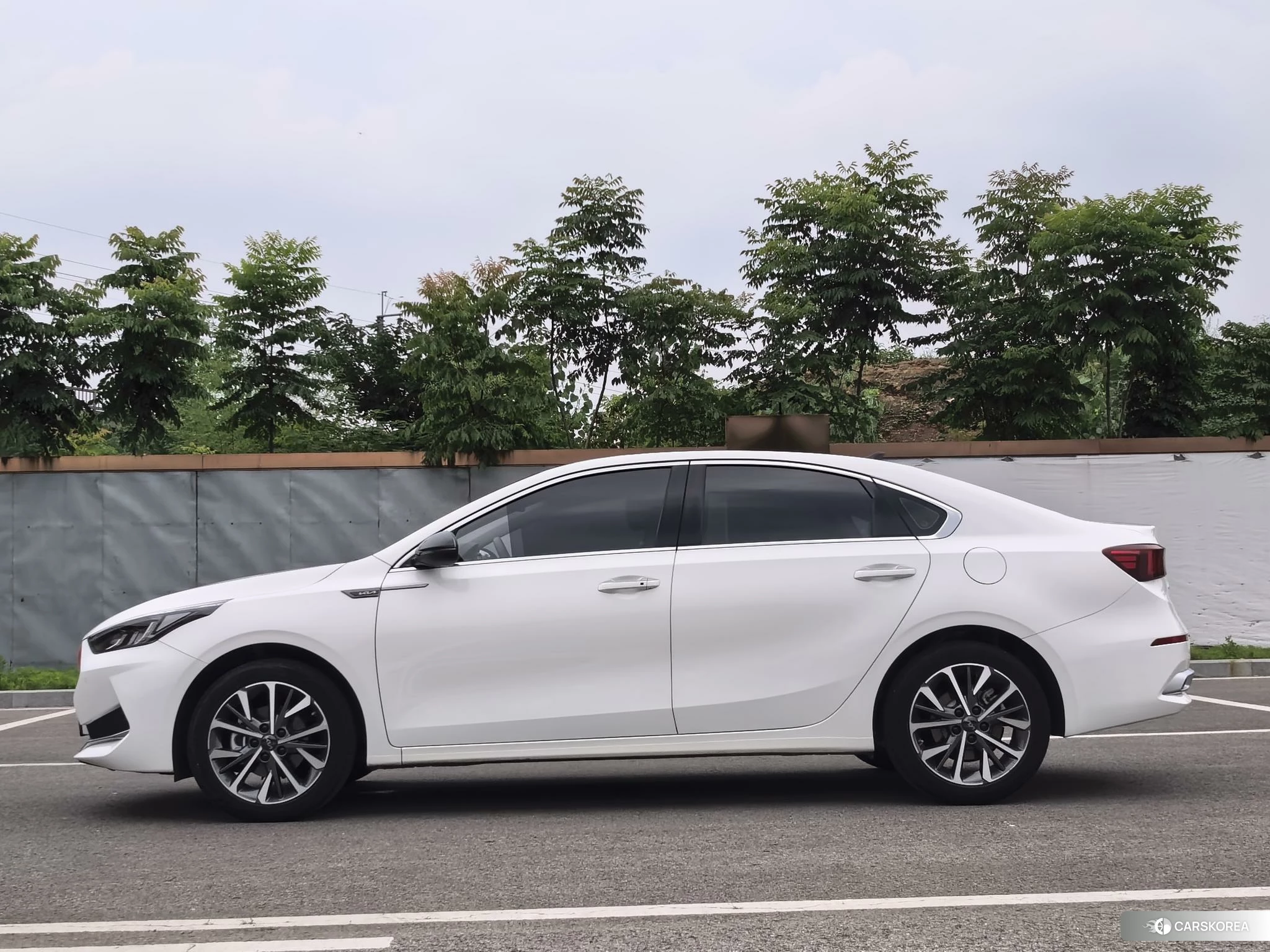 Kia K3 id 4487407 из Китая 18