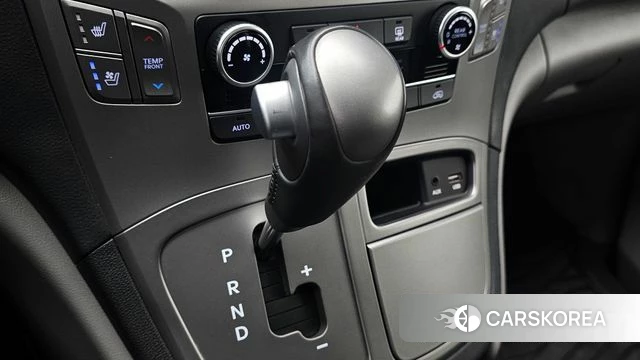 Hyundai The New Grand Starex id 3905663 из Кореи 19