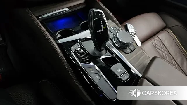 BMW 5 Series (G30) id 3291699 из Кореи 19