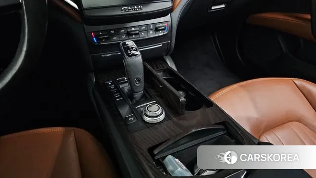 Maserati Ghibli id 3546504 из Кореи 19