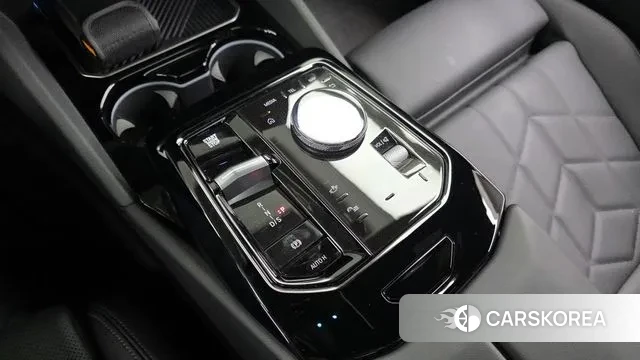 BMW 5 Series (G60) id 3614549 из Кореи 19