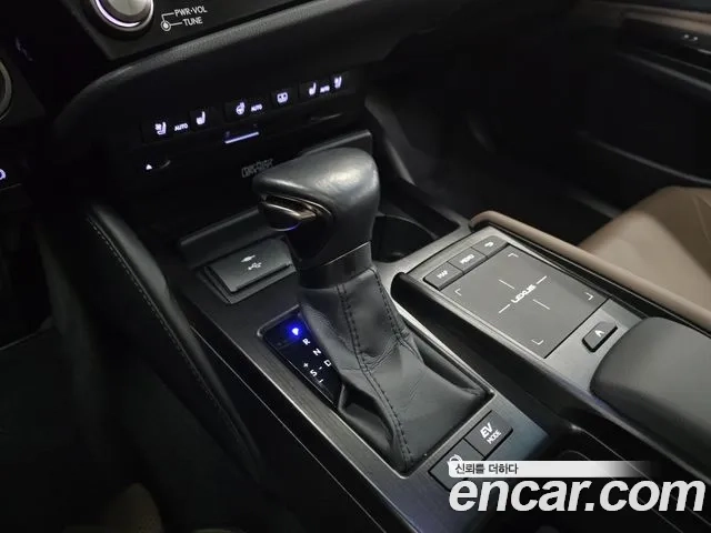 Lexus ES300h 7th generation id 2874695 из Кореи 19