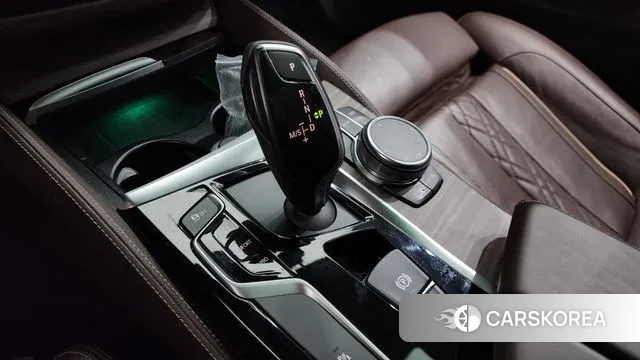 BMW 5 Series (G30) id 3737201 из Кореи 19