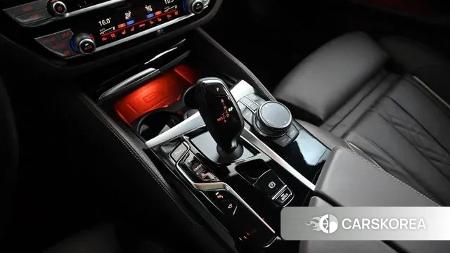 BMW 5 Series (G30) id 3675205 из Кореи 19