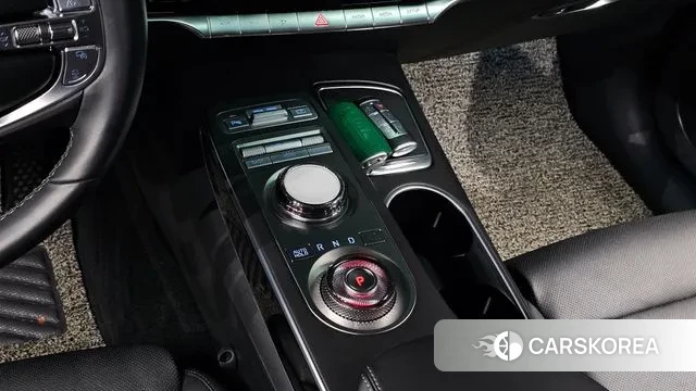 Genesis GV70 id 3535102 из Кореи 19