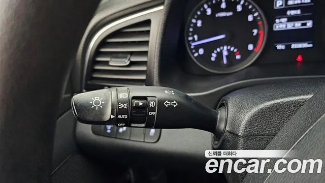 Hyundai Avante AD id 2565879 из Кореи 19