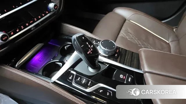 BMW 5 Series (G30) id 3316880 из Кореи 19