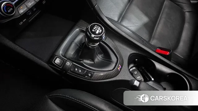 Hyundai Veloster (JS) id 3557430 из Кореи 19