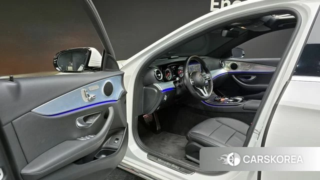 Mercedes-Benz E-Class W213 id 4225192 из Кореи 30