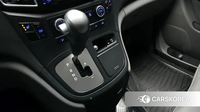 Hyundai The New Grand Starex id 3583467 из Кореи 19