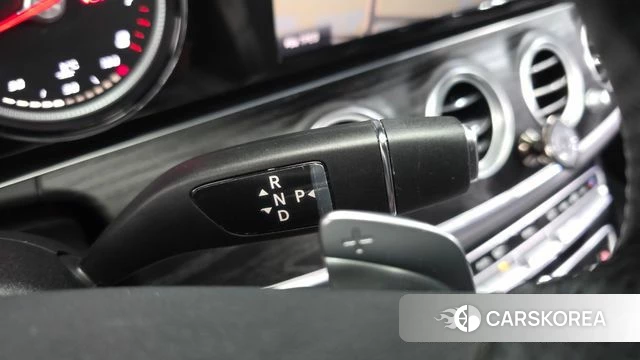 Mercedes-Benz E-Class W213 id 4536858 из Кореи 30
