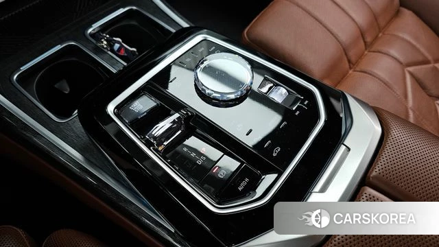 BMW 7 Series (G70) id 4691981 из Кореи 35