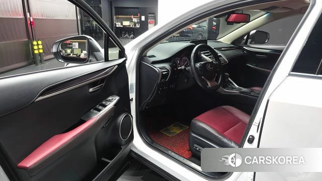 Lexus NX300h id 4780833 из Кореи 31
