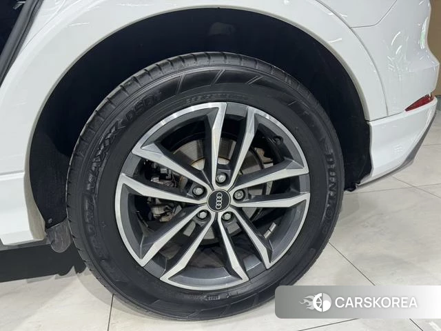 Audi Q3 id 4258280 из Китая 19