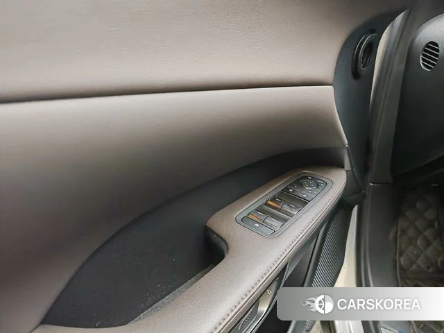 Lexus RX id 4261328 из Китая 21