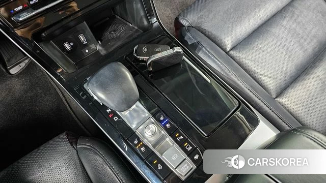 Kia K7 Premier Hybrid id 4496436 из Кореи 19