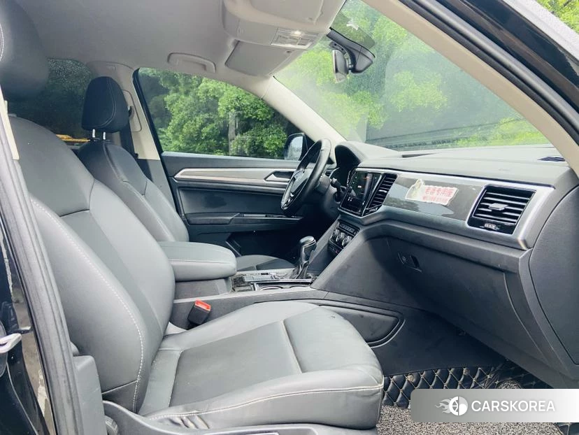 Volkswagen Tourang id 4499141 из Китая 9
