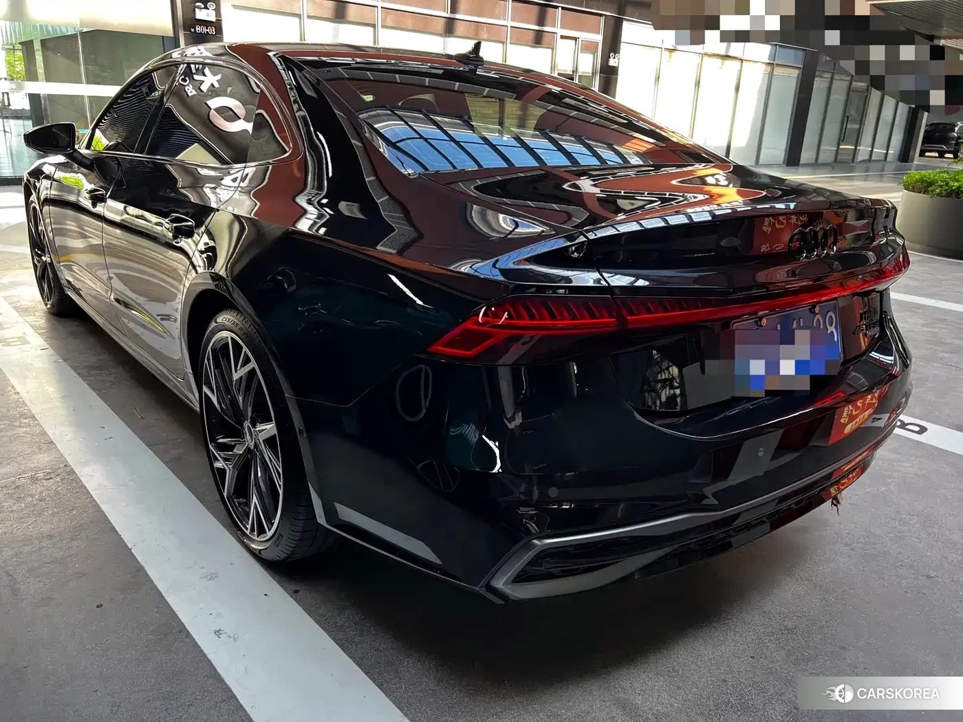 Audi A7L id 4570460 из Китая 18
