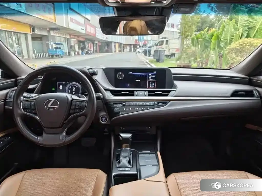 Lexus ES id 4680800 из Китая 9