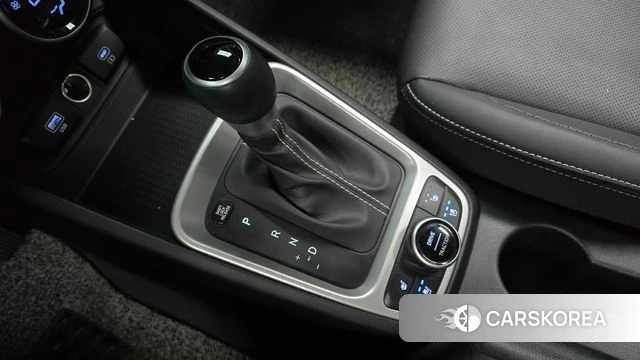 Hyundai Venue id 4354717 из Кореи 29