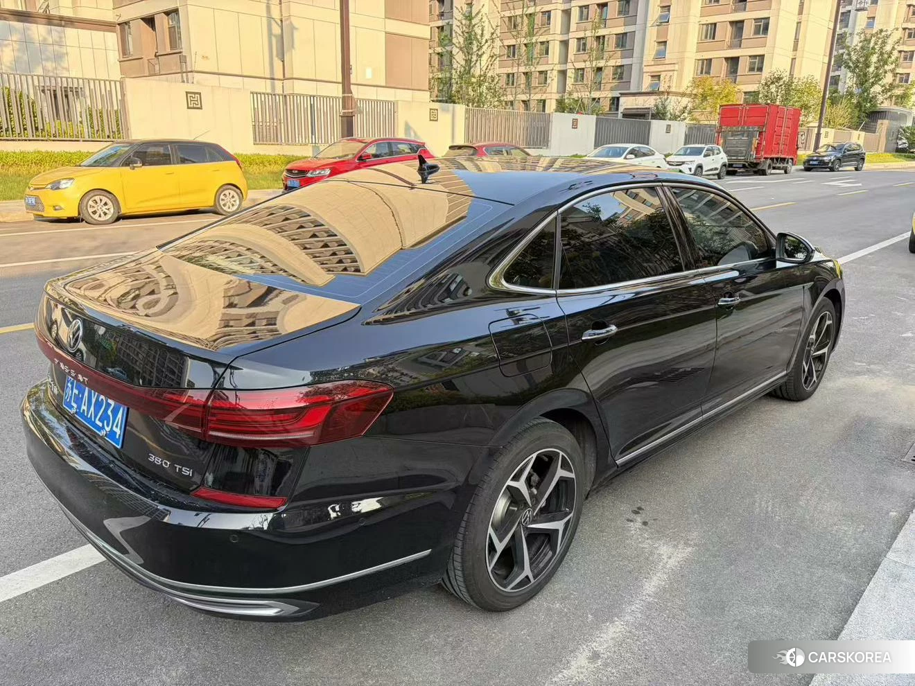 Volkswagen Passat id 4512495 из Китая 18