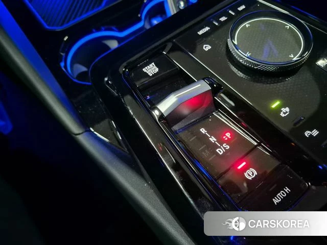 BMW 5 Series (G60) id 3863807 из Кореи 19