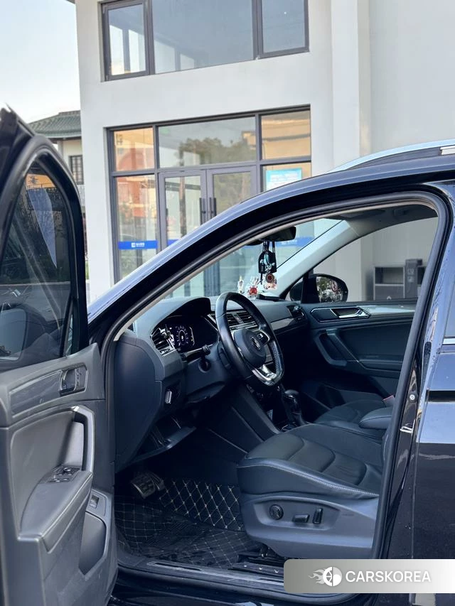 Volkswagen Tiguan L id 4336112 из Китая 9