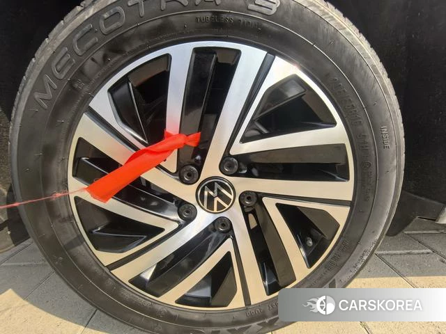 Volkswagen Lavida id 4359423 из Китая 19