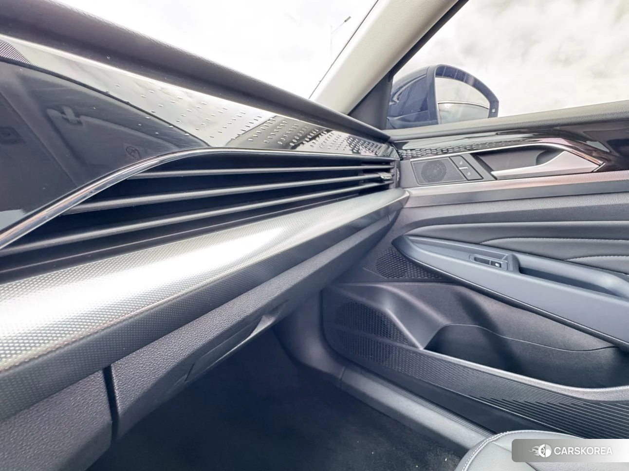 Volkswagen Passat id 4486232 из Китая 22
