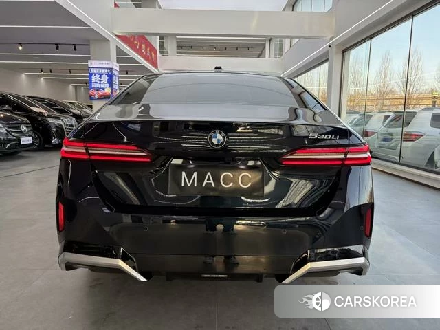BMW 5 series id 4027657 из Китая 9