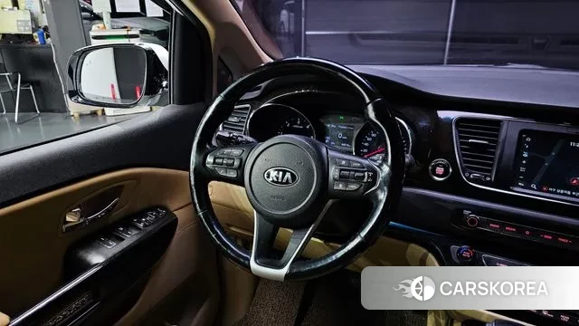 Kia The New Carnival id 3319599 из Кореи 19