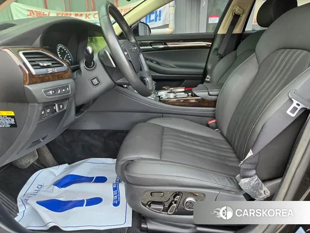 Genesis G90 id 3068674 из Кореи 19