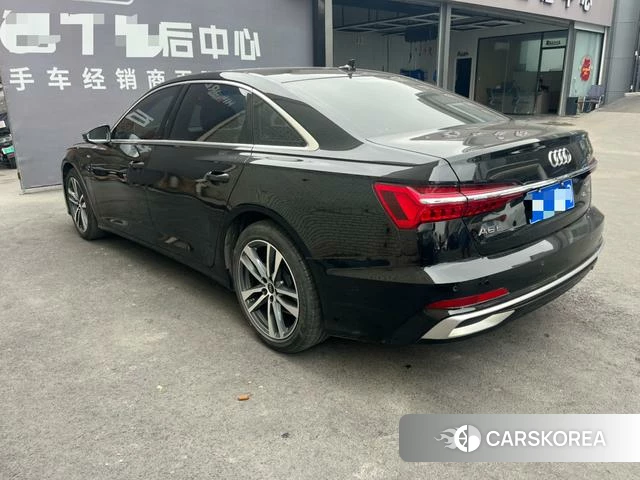 Audi A6L id 4366051 из Китая 9