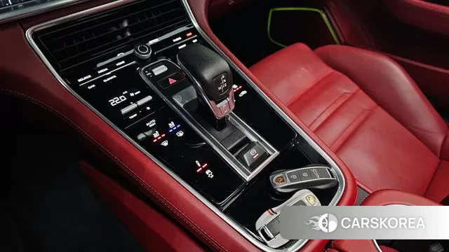 Porsche Panamera (971) id 3676939 из Кореи 19