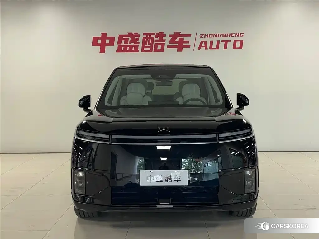 Xiaopeng GX id 4559817 из Китая 38