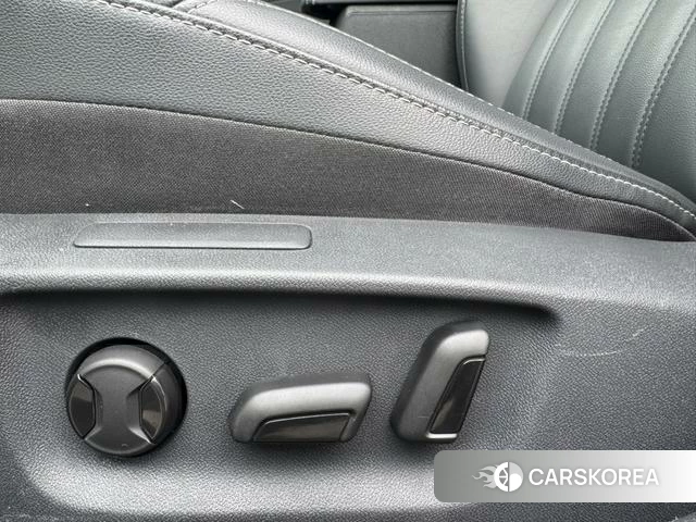 Volkswagen Passat id 4307350 из Китая 14