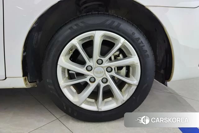 Geely Automobile Emgrand id 4220603 из Китая 16