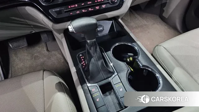 Kia The New Carnival id 3238840 из Кореи 19