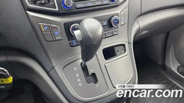 Hyundai The New Grand Starex id 2714154 из Кореи 19