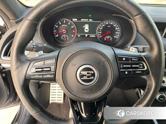 Kia Stinger id 3340997 из Кореи 19