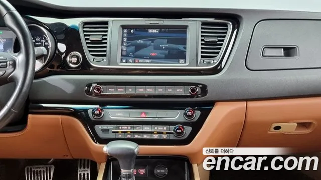 Kia The New Carnival id 2538033 из Кореи 18