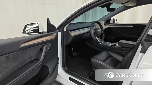Tesla Model Y id 4408133 из Кореи 34