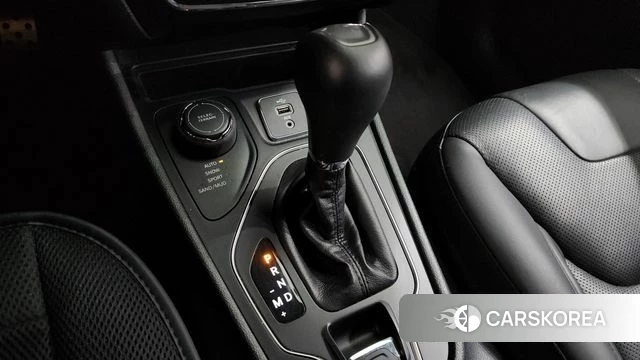 Jeep Cherokee (KL) id 4180582 из Кореи 19