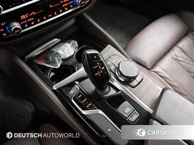 BMW 5 Series (G30) id 3423370 из Кореи 19