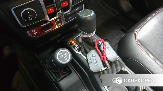 Jeep Wrangler (JL) id 3878554 из Кореи 19